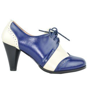 Basically New Two Tone Lace Up Low Heel Women's Oxford Heels
